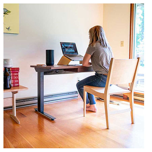 Pompy Standing Desk in solid walnut