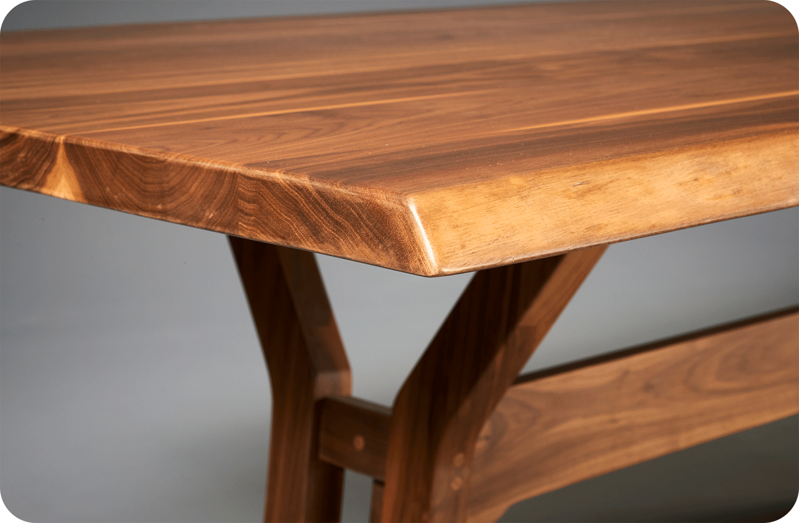 walnut live edge table top up close